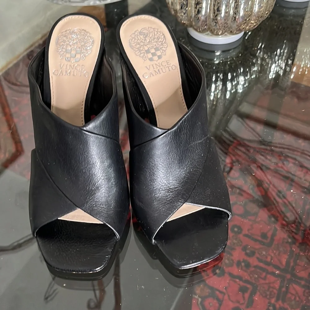 Vince Camuto black mule slides sandals shoes size 7